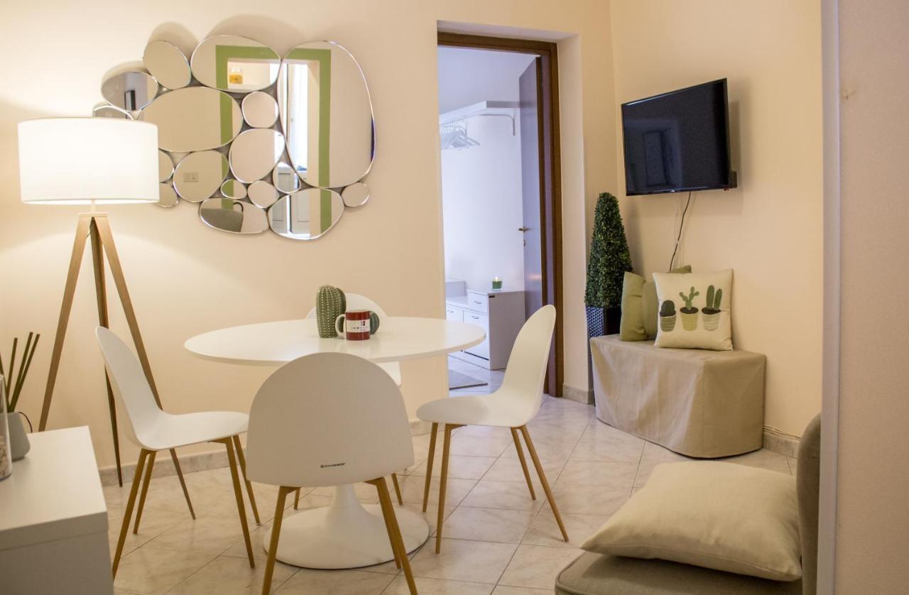 & Apartment *